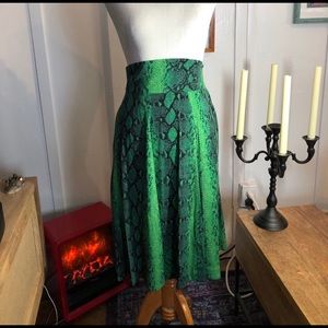 Green high waisted Ashley skirt in “green snake”